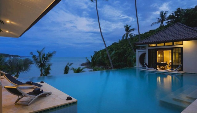 Luxury Private Beachfront Haileng Villa