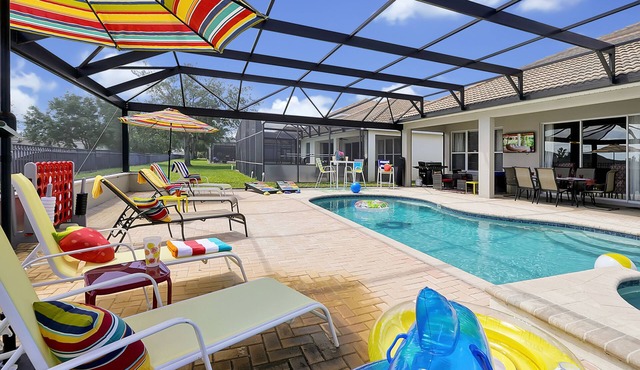 Magical Disney Escape Pool Hot-tub Game room