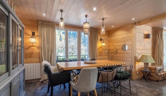 Magnificent Demi-Chalet