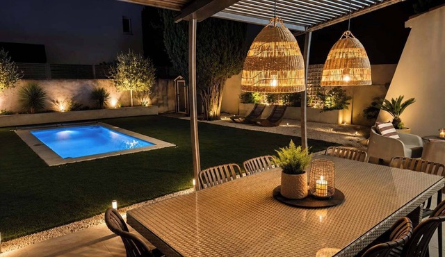 Maison au Cœur de Village Avec Piscine Privée