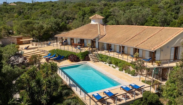 Maistrali - Architect-Designed Villa, 20m Pool, Ionian Sea Views