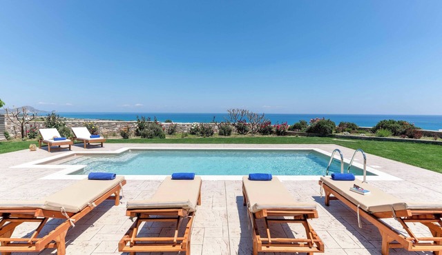 Majestic View Villa with Private Pool