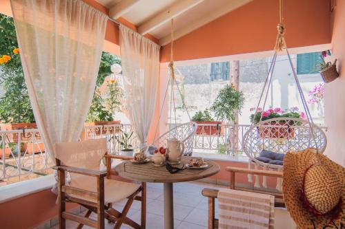 Mantarini cottage