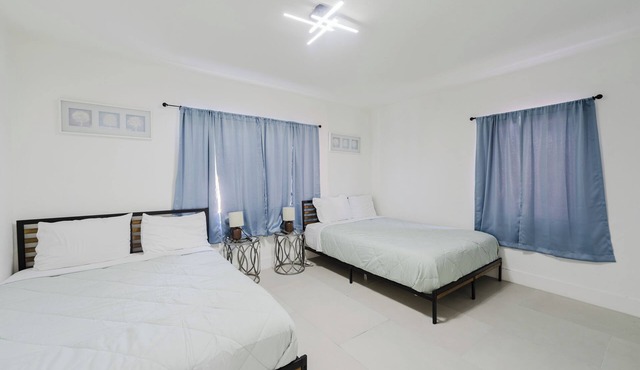 Miami Shores Entertainment Haven Sleeps 14