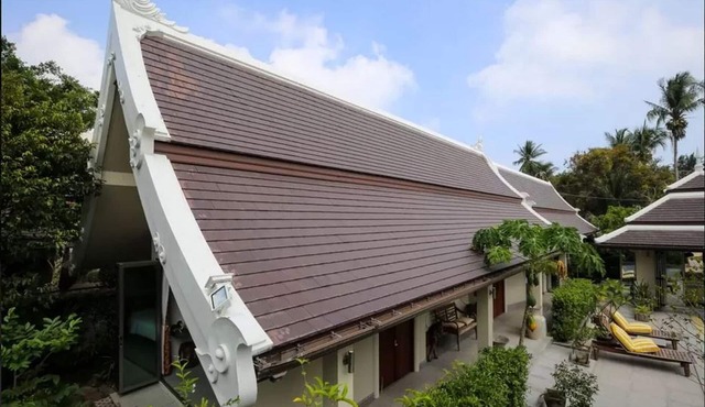 Mid-size luxury 3 bedrooms villa