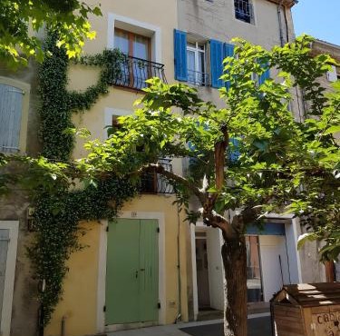 Midi À La Place