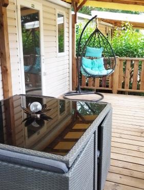 Mobil-home climatisé proche lac camping 4 étoiles piscine chauffée