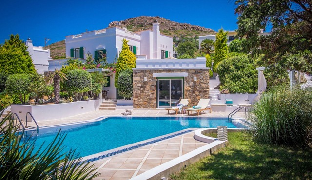 Montana Sea View Villa in Naxos