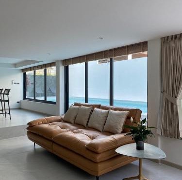 Mountain breeze villa phuket