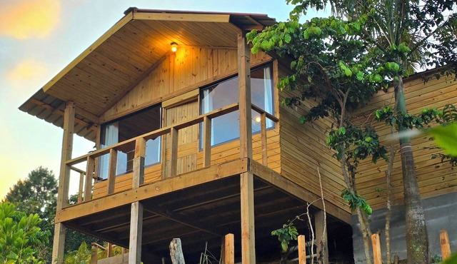 Mountain Cabin with Spectacular View only 35 minutes away from the city.