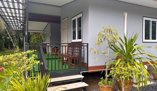 Mountain view and convenience spot at Baan Panmala Ao Luek