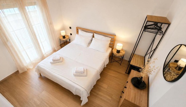 Neapoli Light Residence