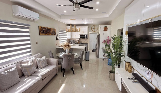 Near Dunn’s River Falls | Pool, WiFi, Sleeps 6