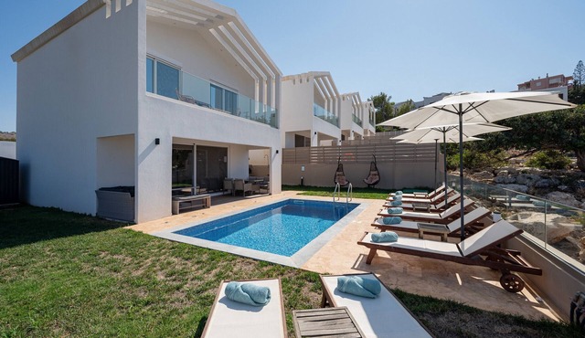 Nevelo Diamond,Near beach, tavern,Rethymno