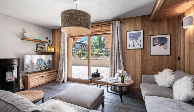 New apartment in Courchevel near slopes, 3 bedrooms, bunk beds, wifi, parking