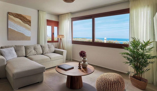 "Oinos" apartment - 2 Bedroom deluxe Apt/Sea view/Shared Pool/Sleeps 5