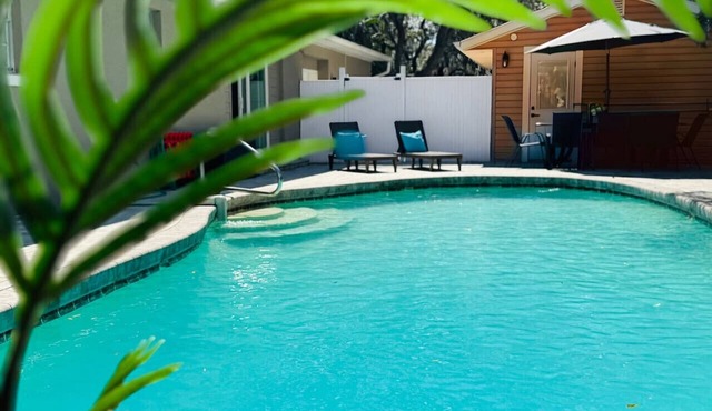 Palm Breeze Getaway Tampa