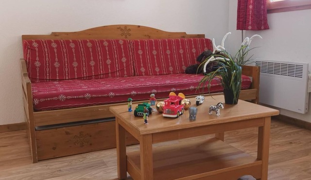 Parking, tv, ski locker, 48m², Albiez Montrond