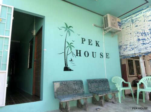 Pek House