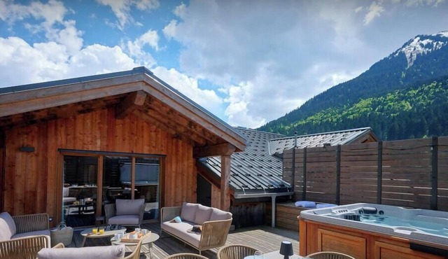 Penthouse Les Cornettes - Make the most of the mountains - OVO Network