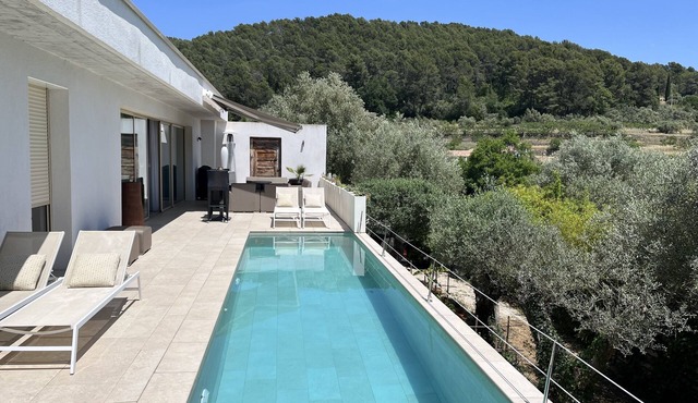 PENTHOUSE LUXE PISCINE in Provence