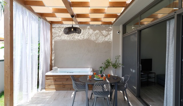 Perla, the Beach House. Private Beach sunbeds and umbrellas!