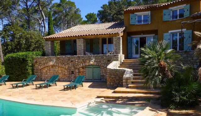 Pet friendly home in Entrecasteaux