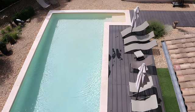 "Petit Gîte" with Private Terrace, Mountain View, Shared Pool