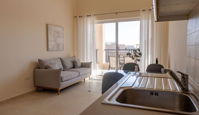 Phaedrus Living: Seaside Thalassa Cretan 203