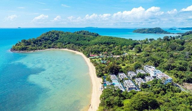Phuket Moonlit Bay Seaview Resort&Spa