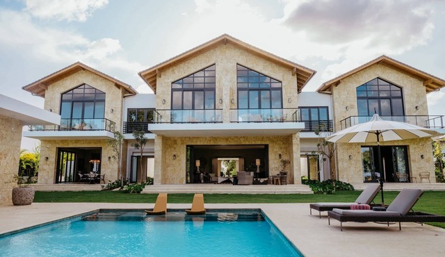 Please Inquire Before Booking – Luxury Villa