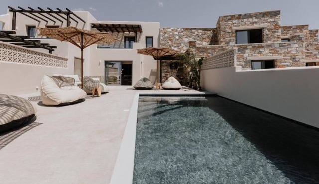 Prestige Villa With Private Pool & Jacuzzi