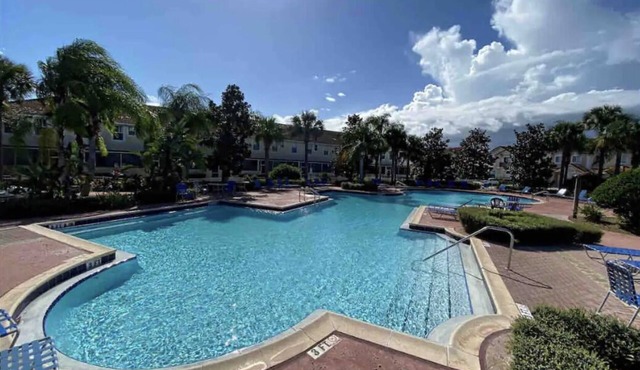 Privacy, Disney 20 minutes,brand new house!
