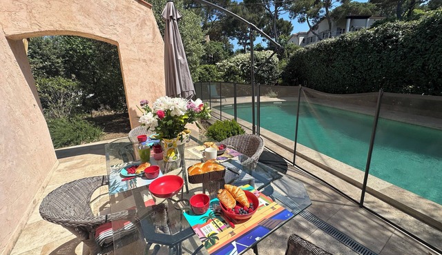 Provençal Villa - Port du Brusc - Pool