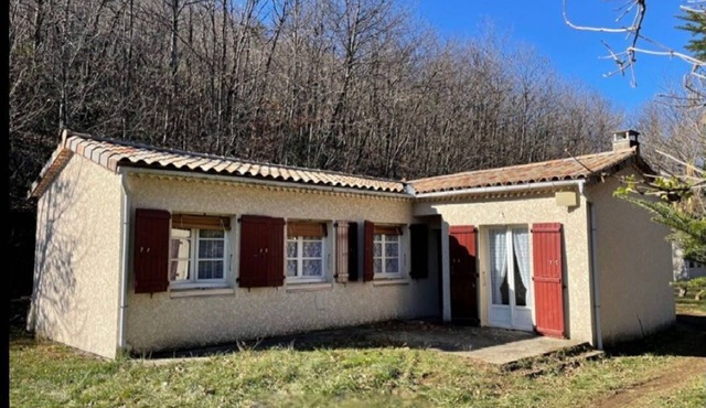 Quiet Ardèchoise cottage