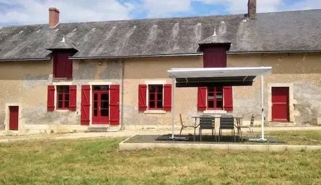 Quiet house with large garden in Berry, near Châteauroux