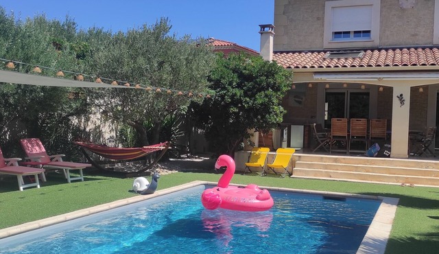 Quiet villa between sea and garrigue