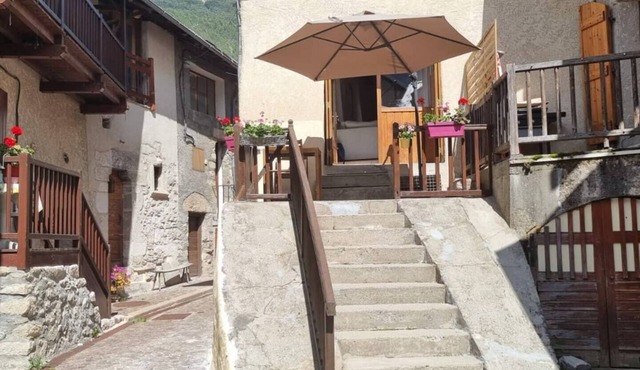 Quiet village house in medieval quarter