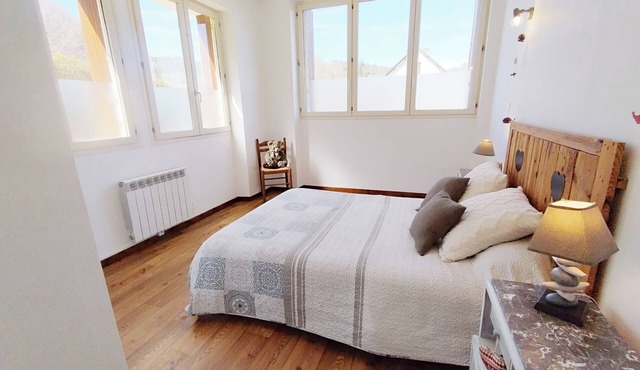 Résidence de Michèle à Murol, Appartement Rez-de-jardin