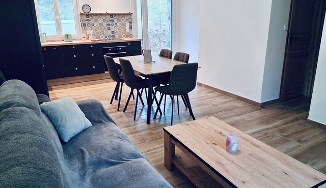 Renovated house for 4 to 6 people, in the heart of the Vercors Park