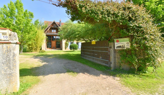 Rental bed and breakfast and gite in Lignieres 18160