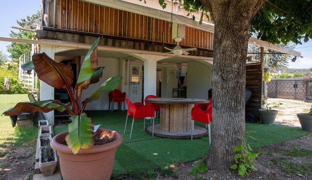'Rez De Villa' with Private Terrace and Wi-Fi