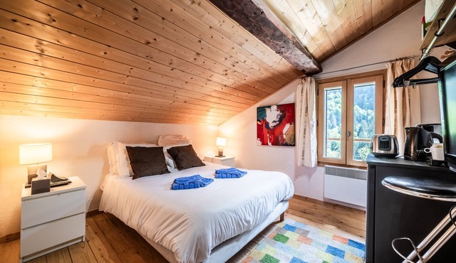 Room 'Elisthur Chambre N°4' with Mountain View, Shared Terrace and Wi-Fi