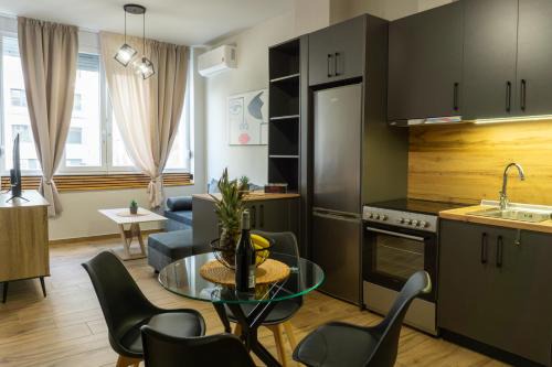 S&K Luxury Suites 1