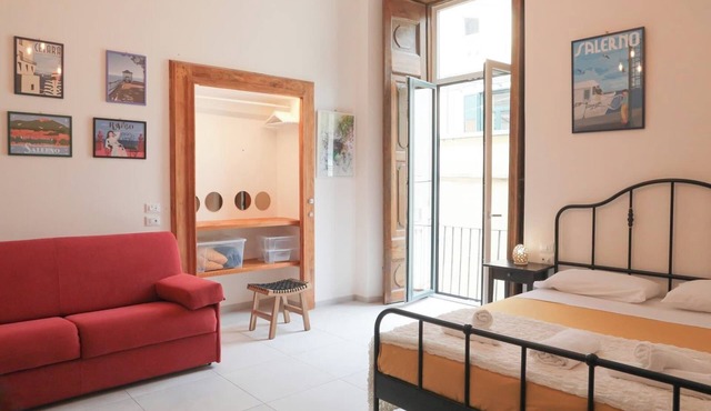 [salernostays] Modern central apt | Casa Trevisone