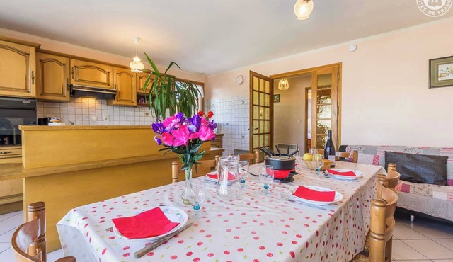 Self-catering - ALBIEZ MONTROND
