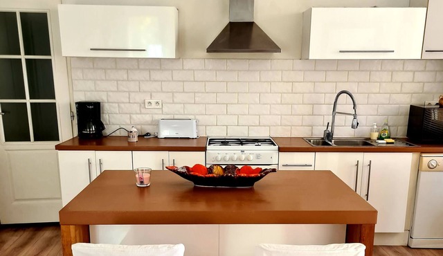 Single storey house