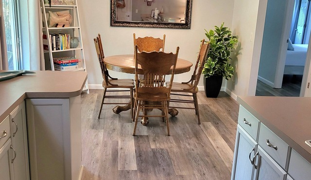 Sorrento Cottage 2/2 No Stairs, King's Landing,Weikva Springs,Mt Dora apx 10 min
