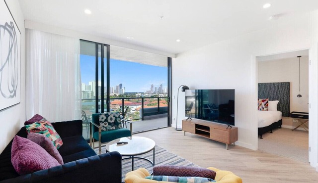 Southport Luxury & View New 2b. Parking. Wifi.