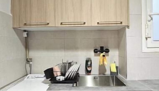Spacious Apartment 2 Minutes from the Hospitals